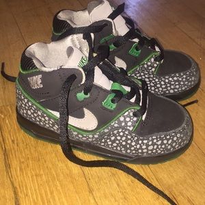 Nike toddler sneakers great condition size 8c